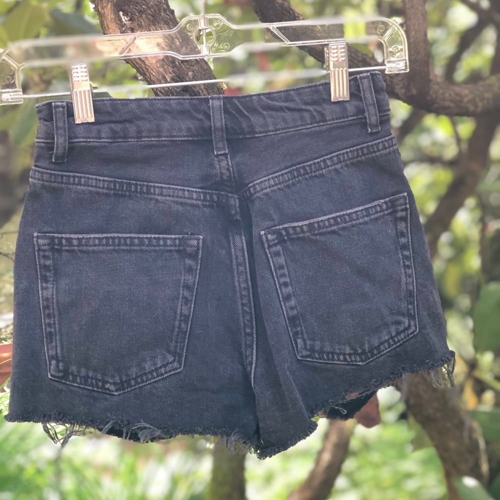 Topshop MOM black denim high waisted shorts - Picture 4 of 4